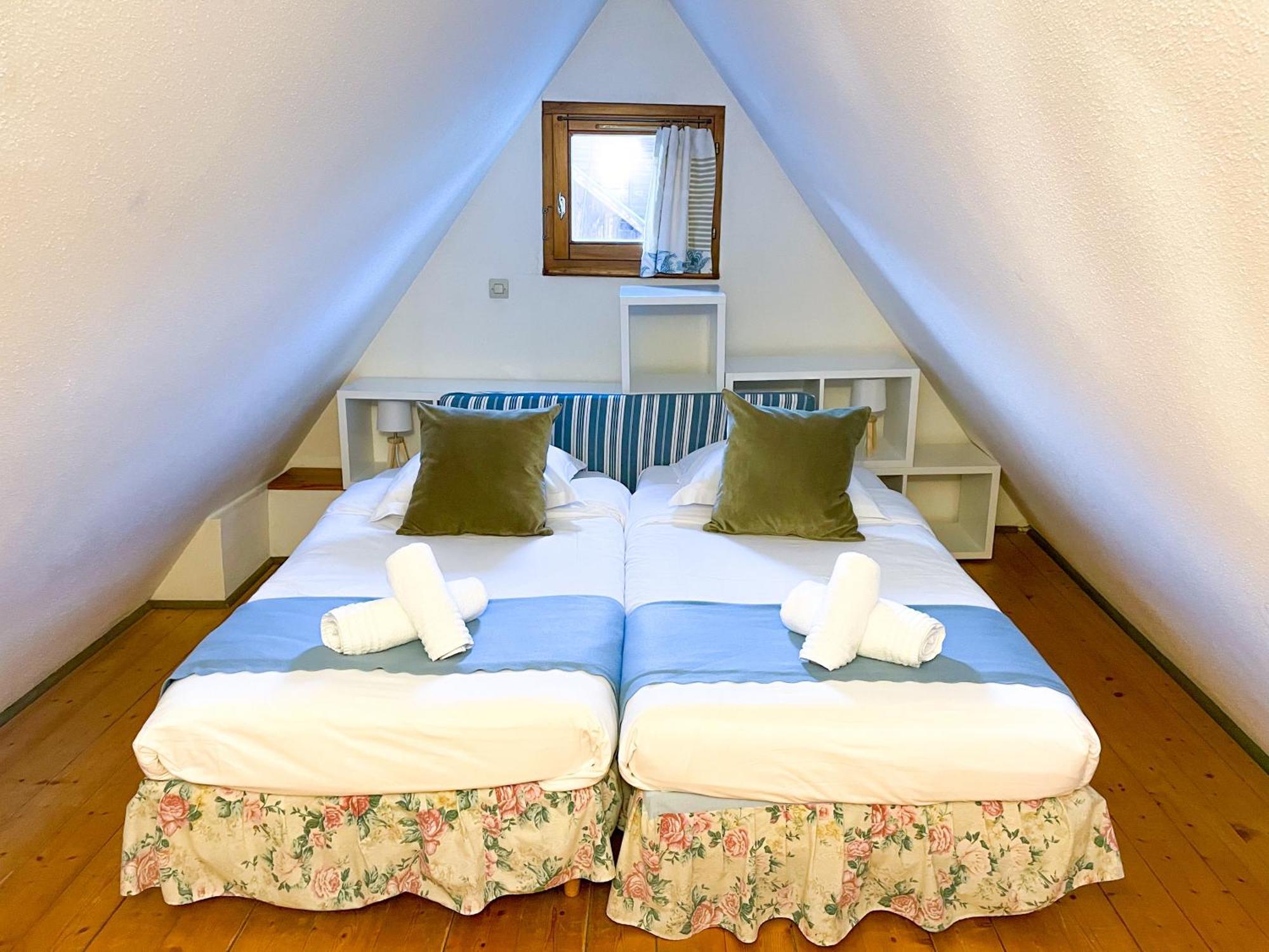 La Maison Bleue - Historic House In The Heart Of ריקוויר מראה חיצוני תמונה